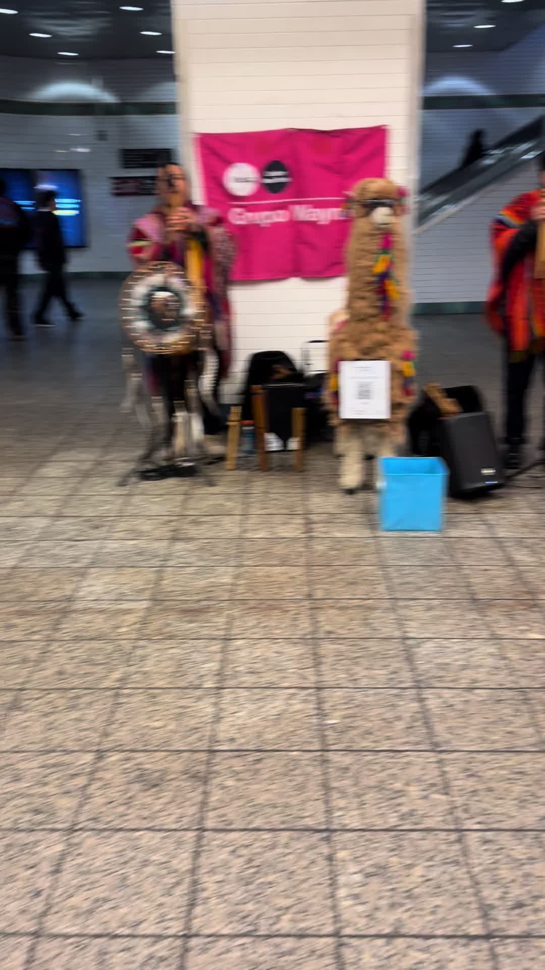 @Łüïš Ļăğöš