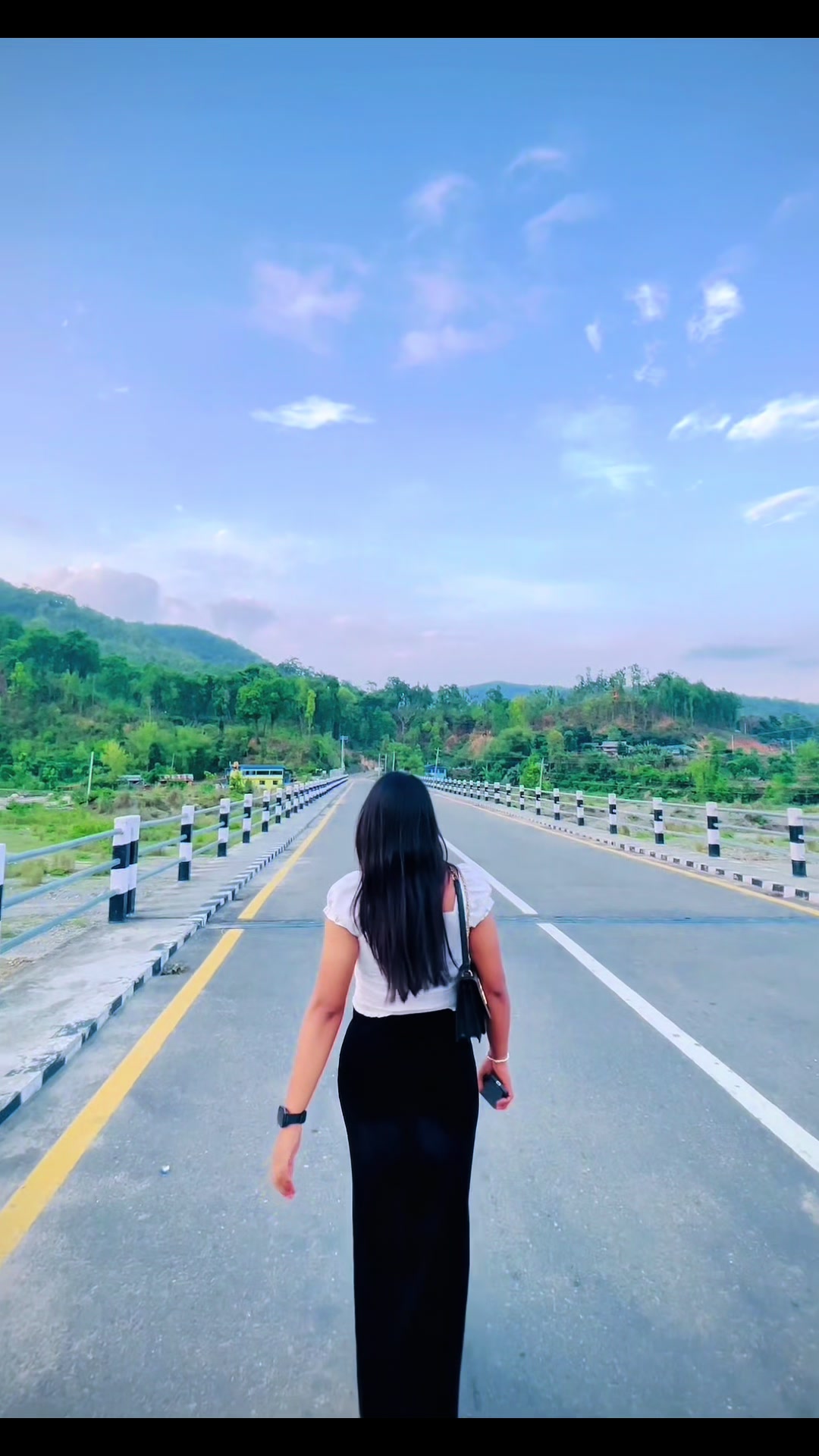 @Subita🖤🕊️