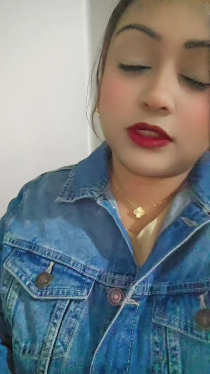 @kesh🦋🎶💞
