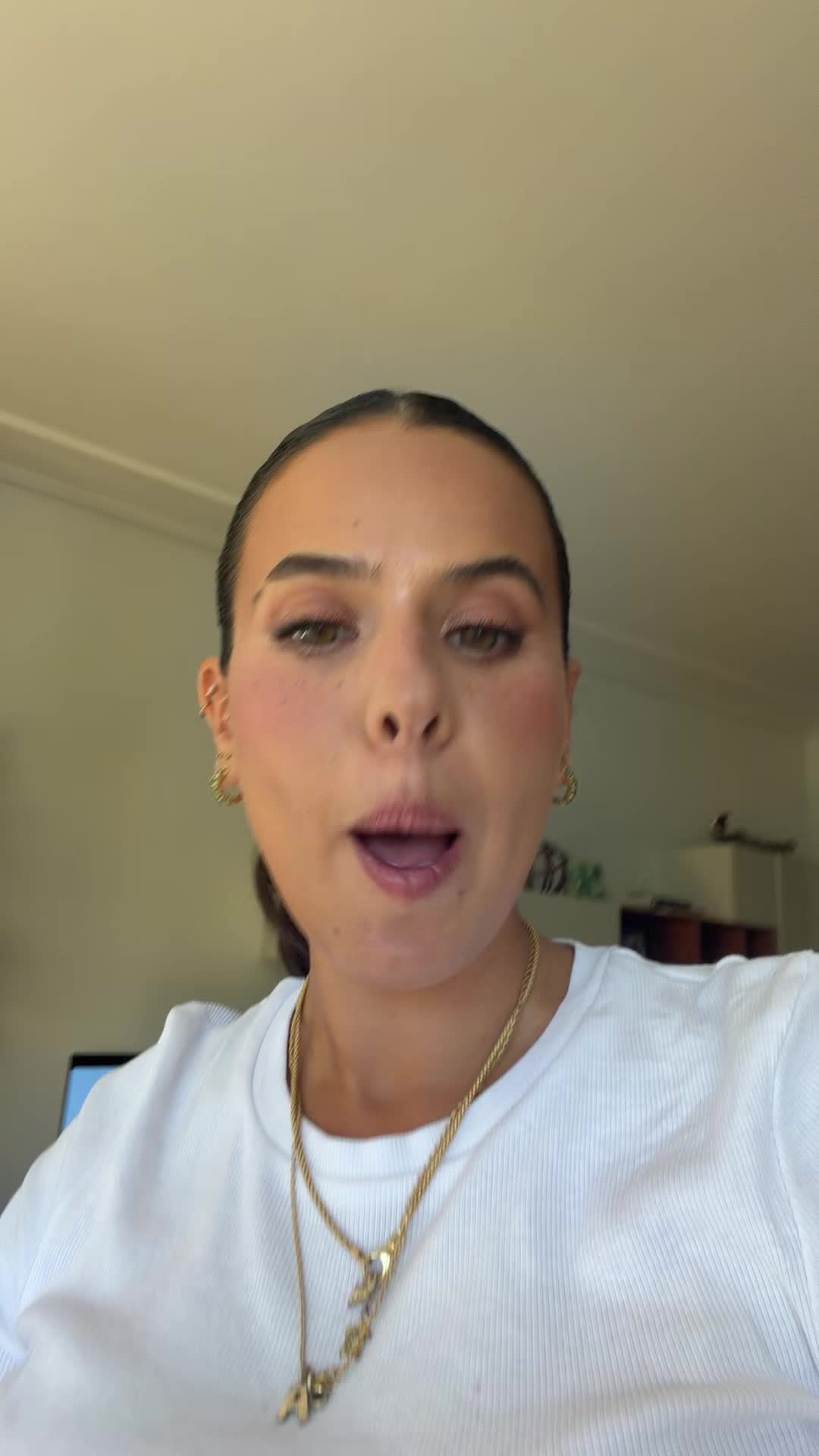 @nenas teixeira