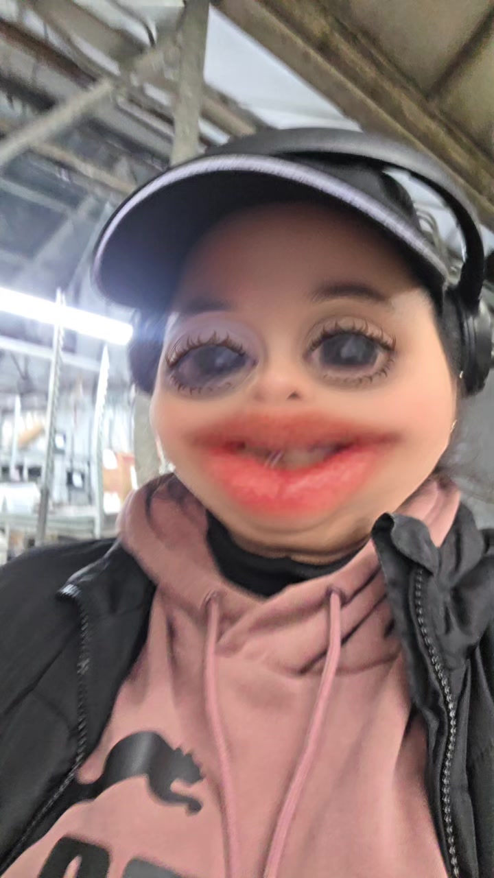 @Danya Fernandez