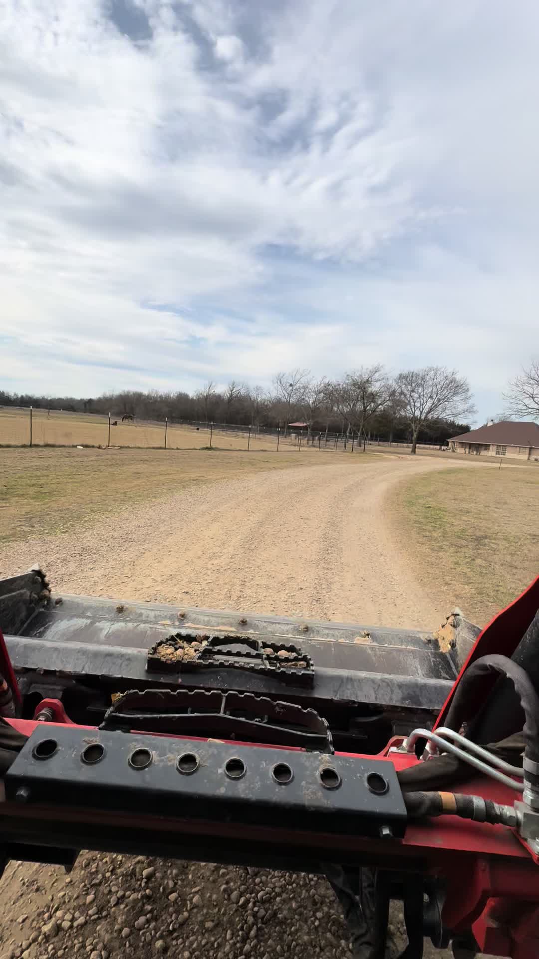 @🐴