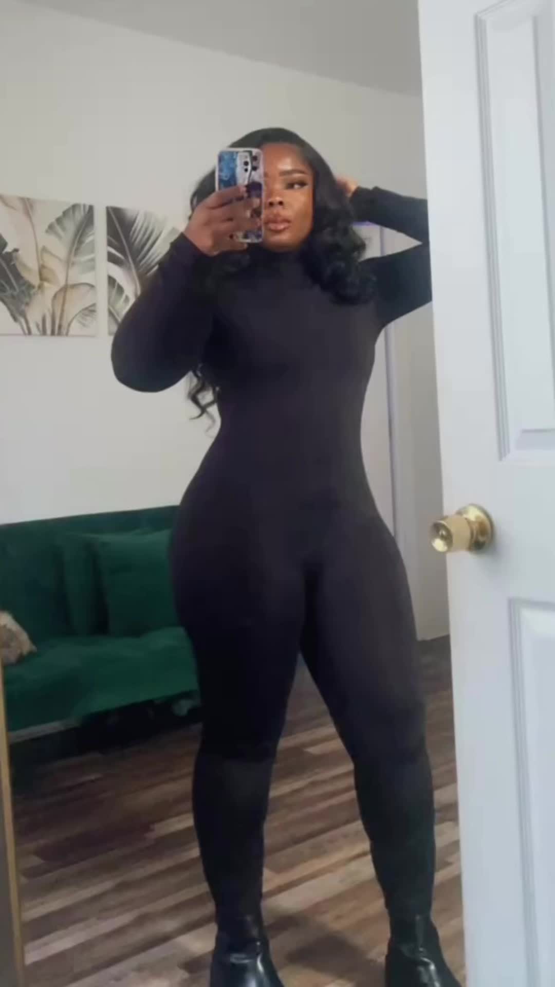 @ShanieRo