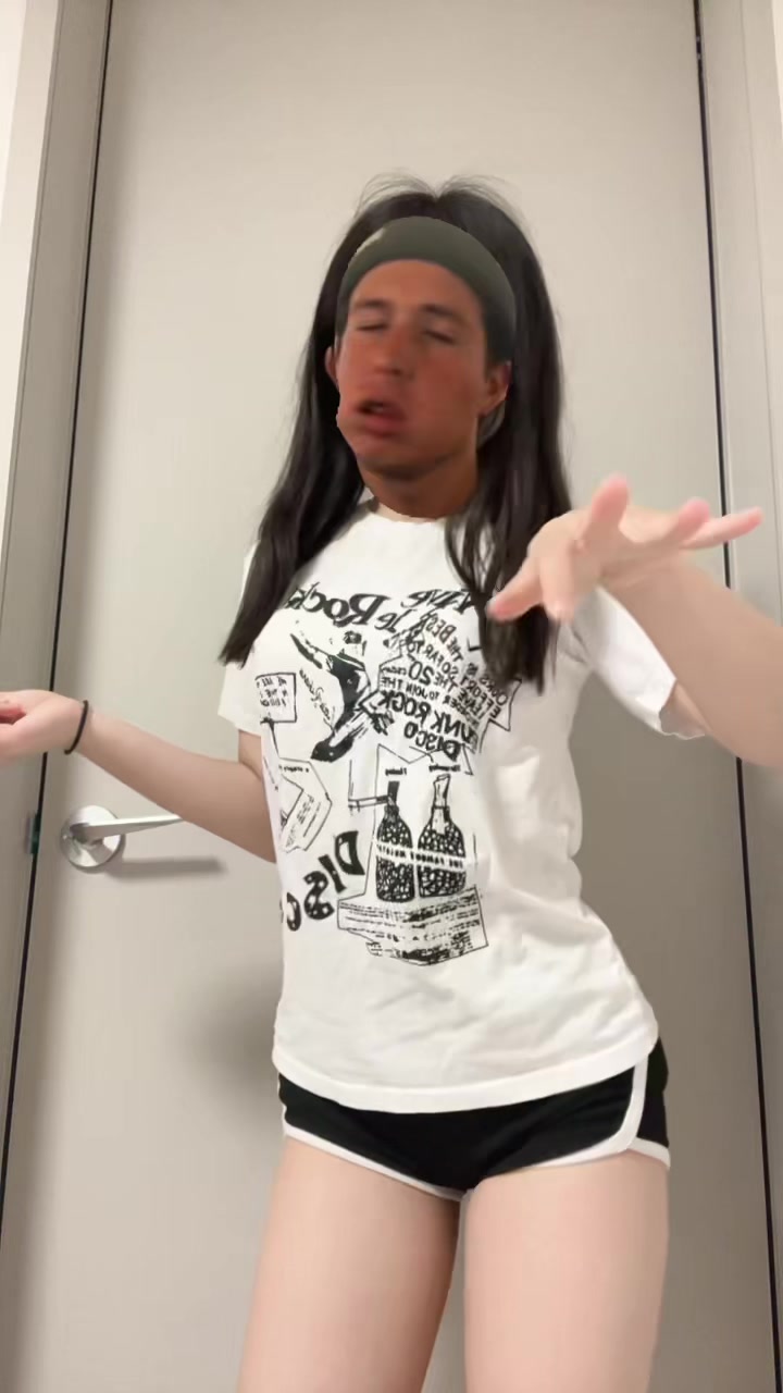 @니여친지나간다