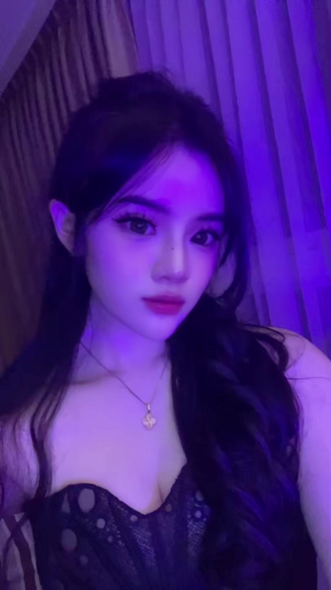 @Vio