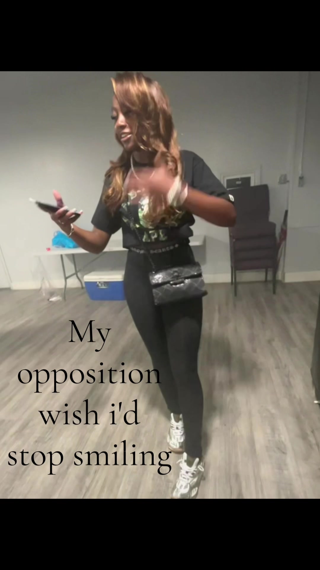 @rockoutzari_
