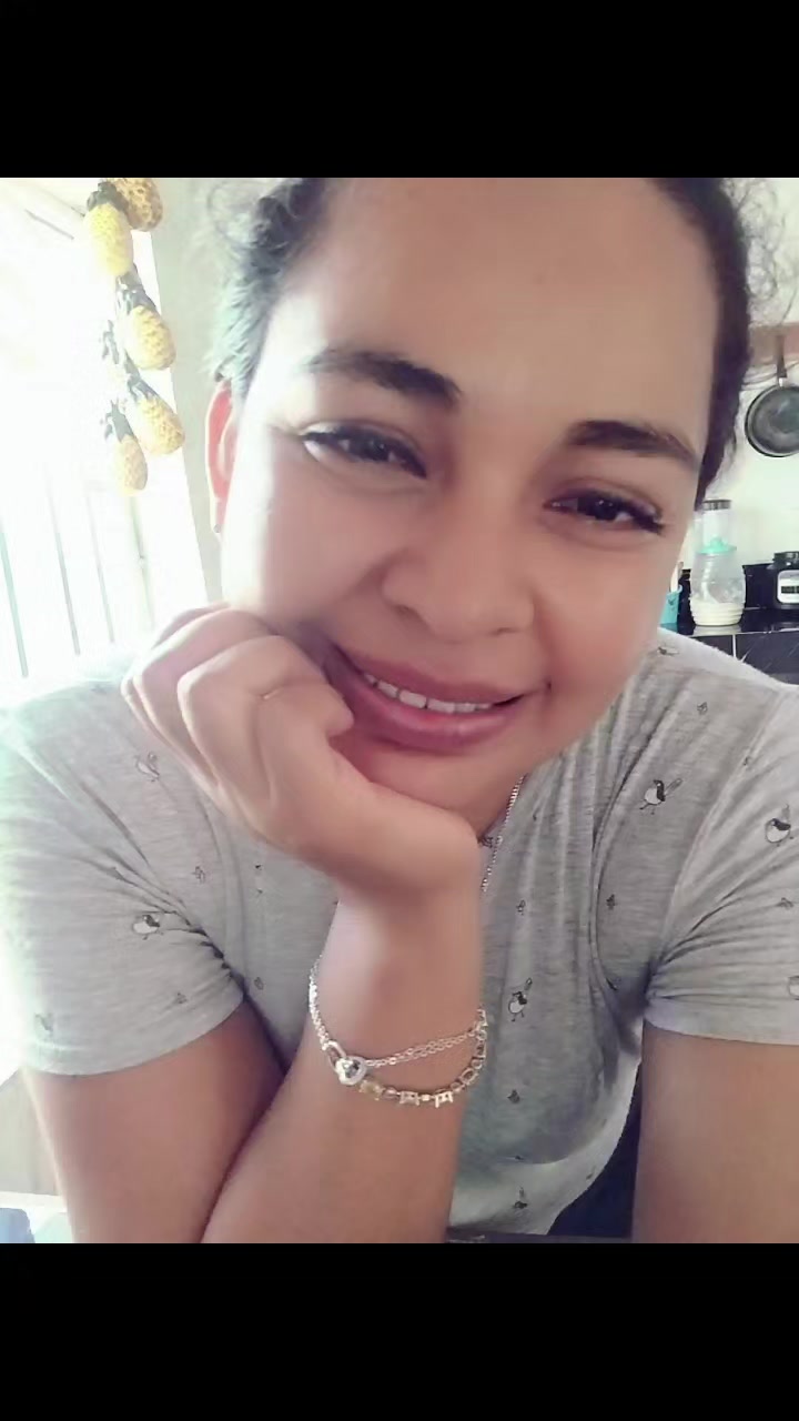 @alexandra de la rosa t.t.