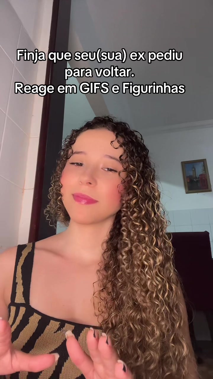 @larissathayná