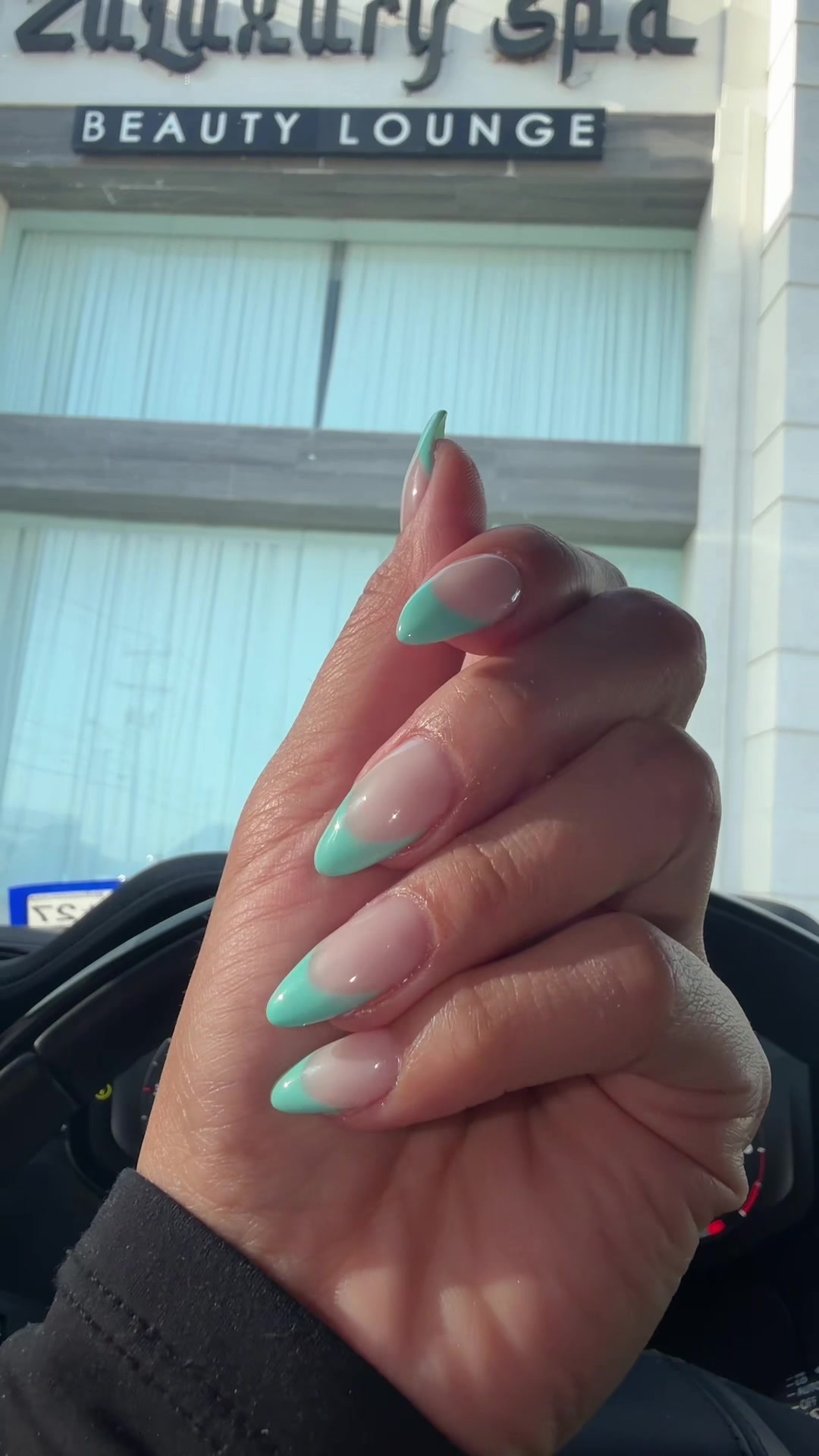 @knayeli500