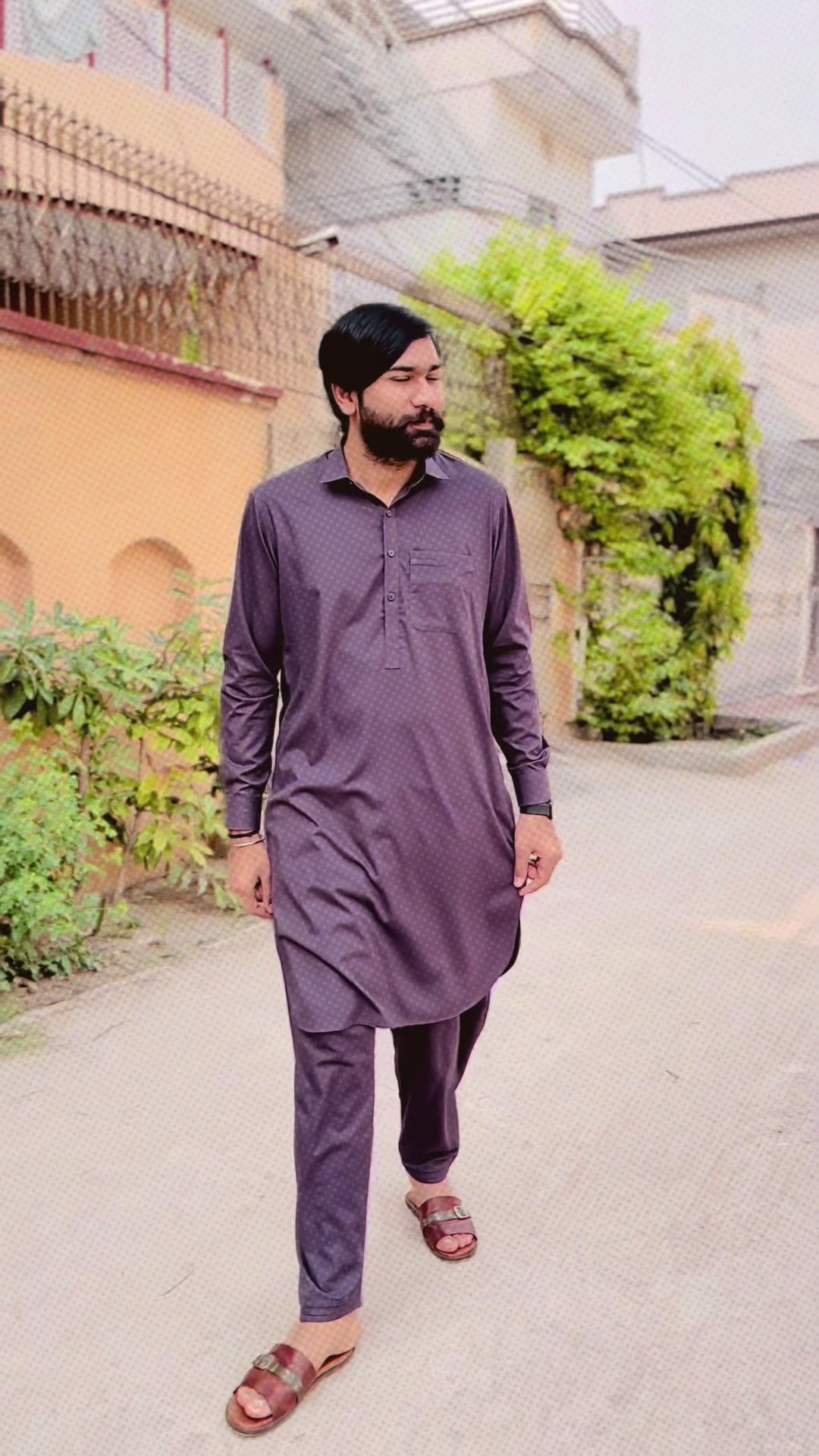 @Farhan Butt 👑🦁