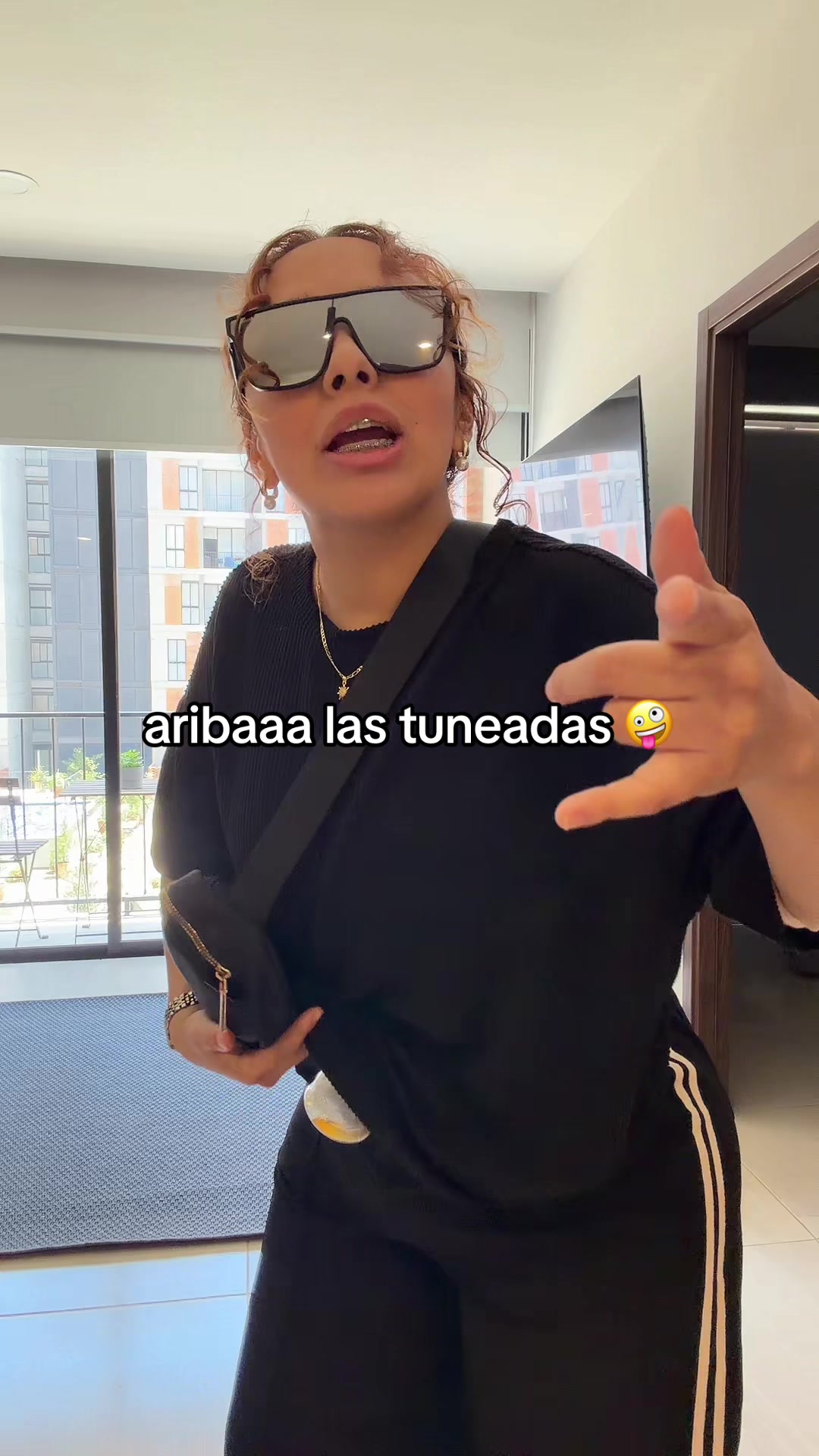 @aolanymorie