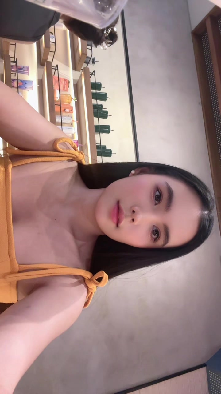 @Cᴀʟʟɪᴇ.