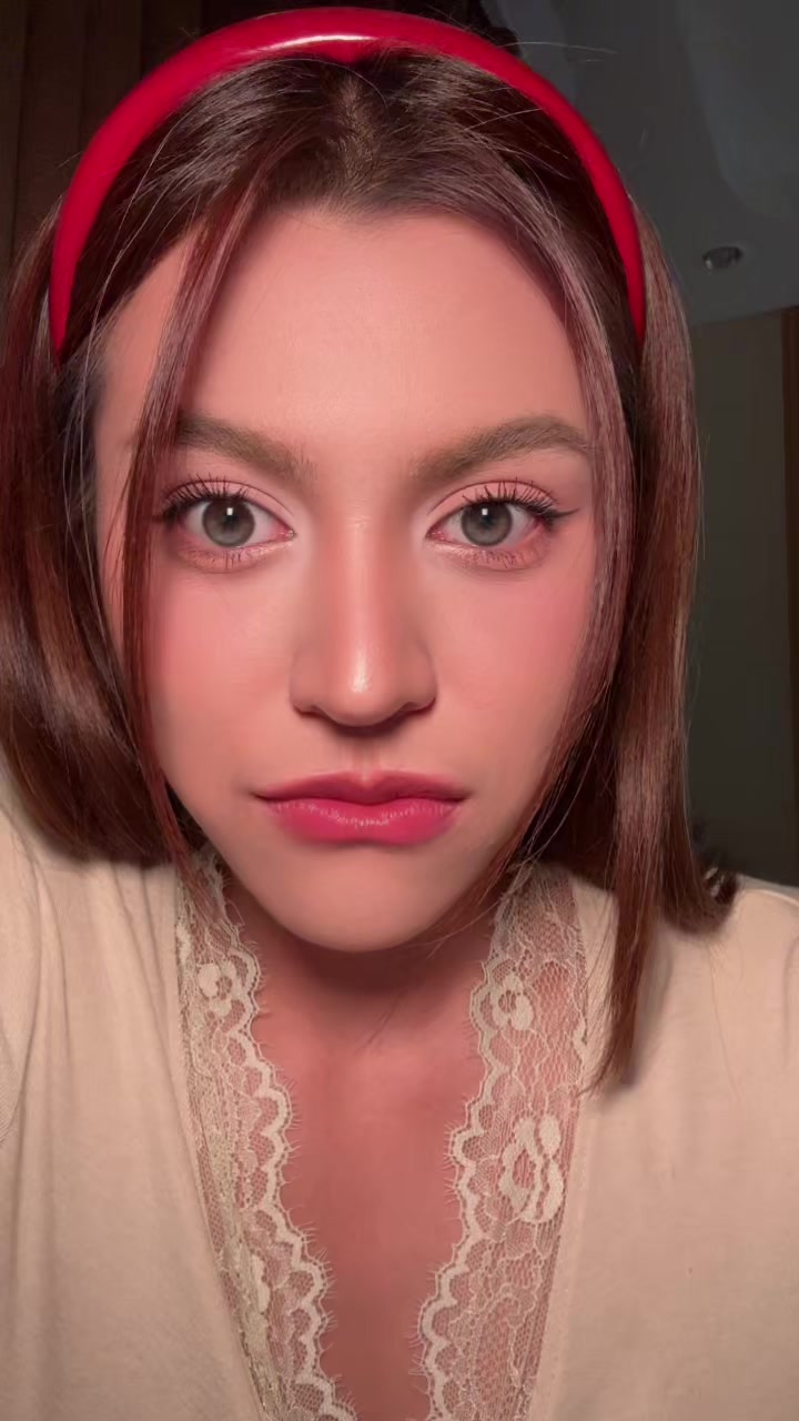 @Janthiny