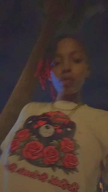 @MzIconic