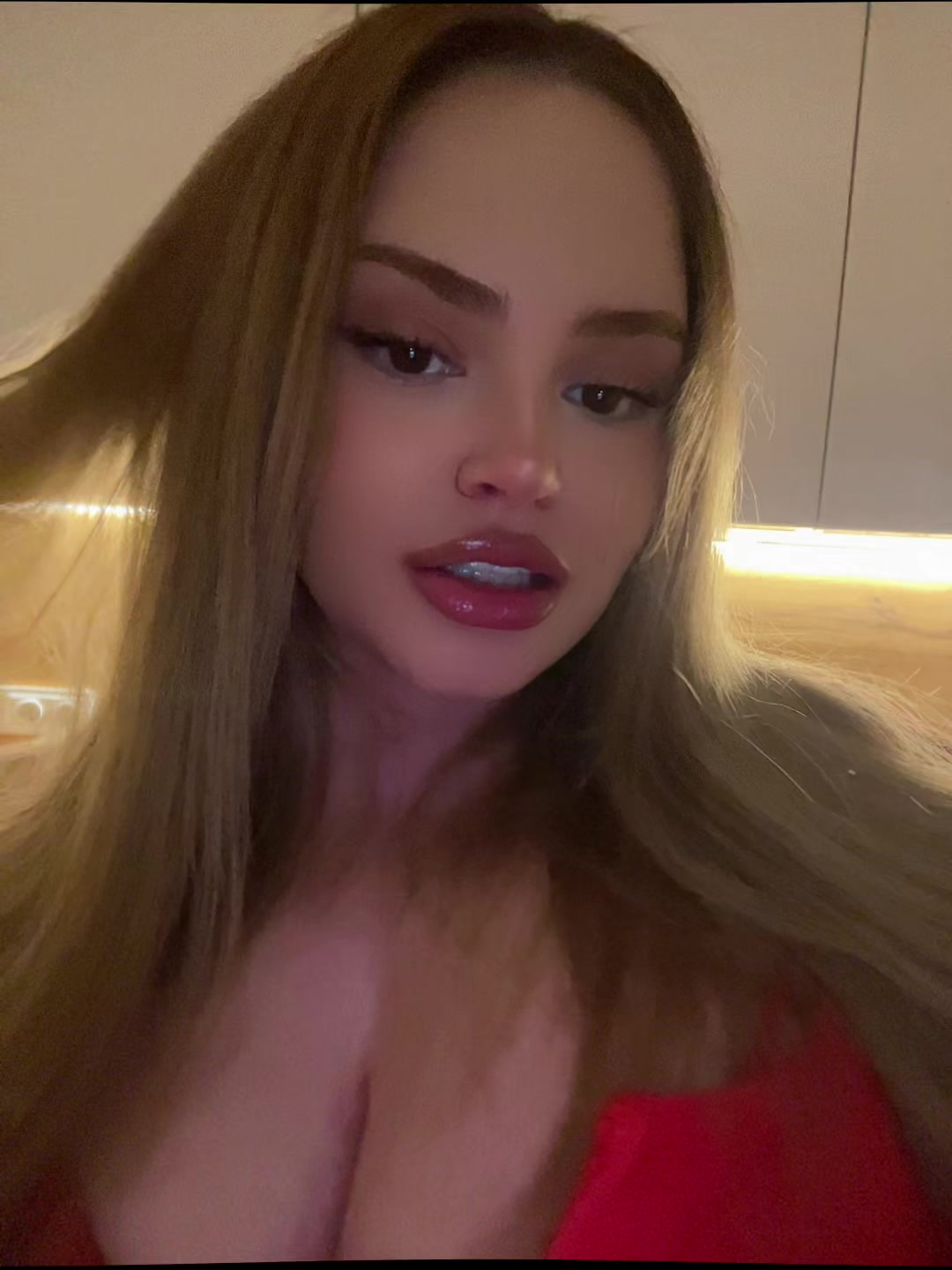 @𝐌𝐄𝐓𝐈𝐒𝐊𝐀