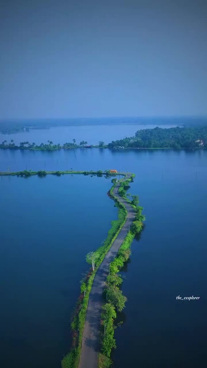 @അവനിക കല്ലുസ് 🌹💚✨