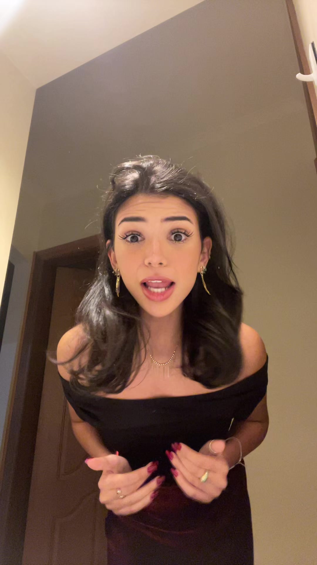 @๐ Lara ๐