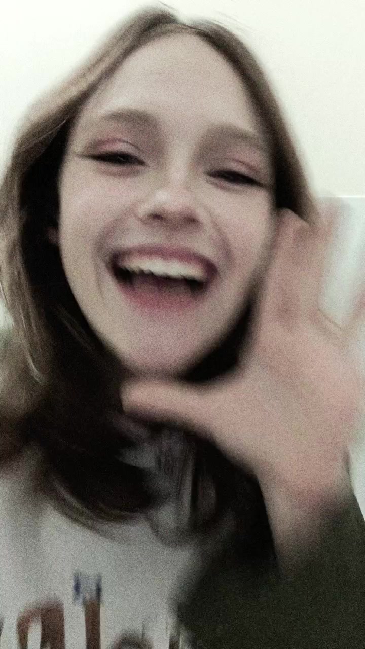 @Вишня🍒