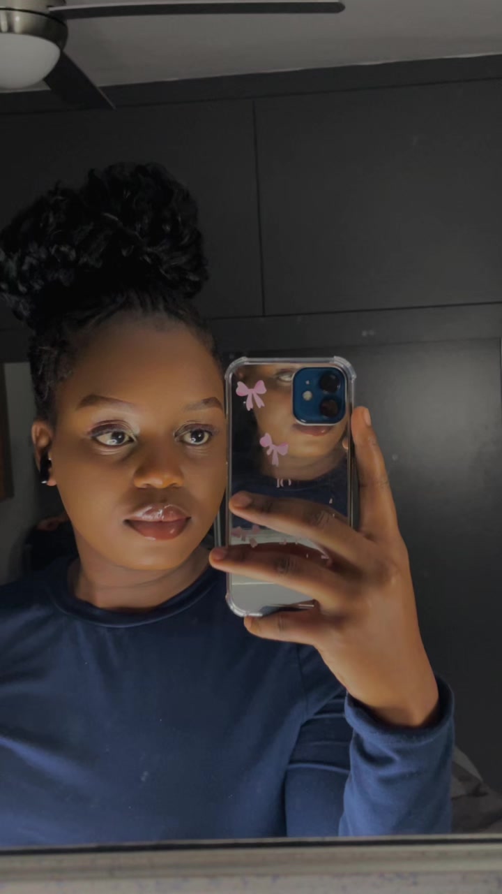 @k_❤😊.