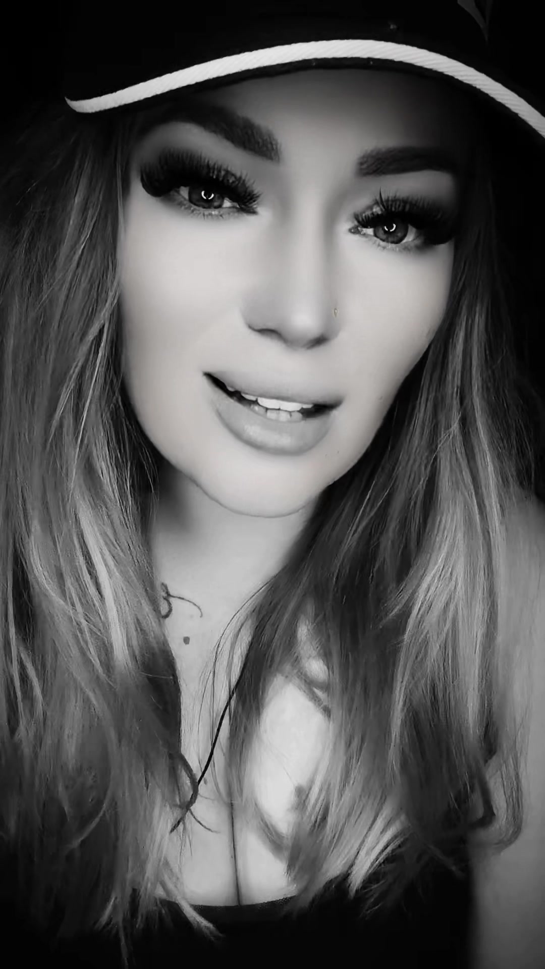 @Львица