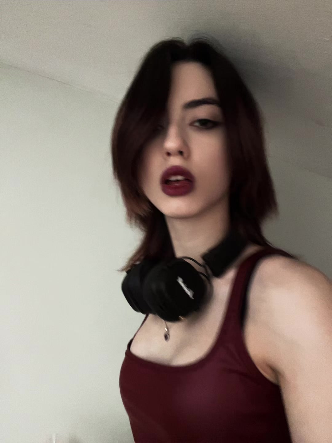 @ariananan69@