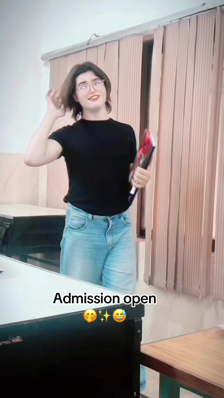 @Zarak Khan🥀🇦🇪🥵