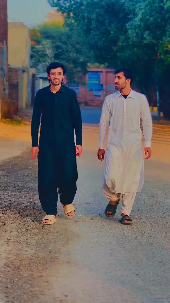 @🥀CaPtAin ZeEsHaN NaWaZ🌷