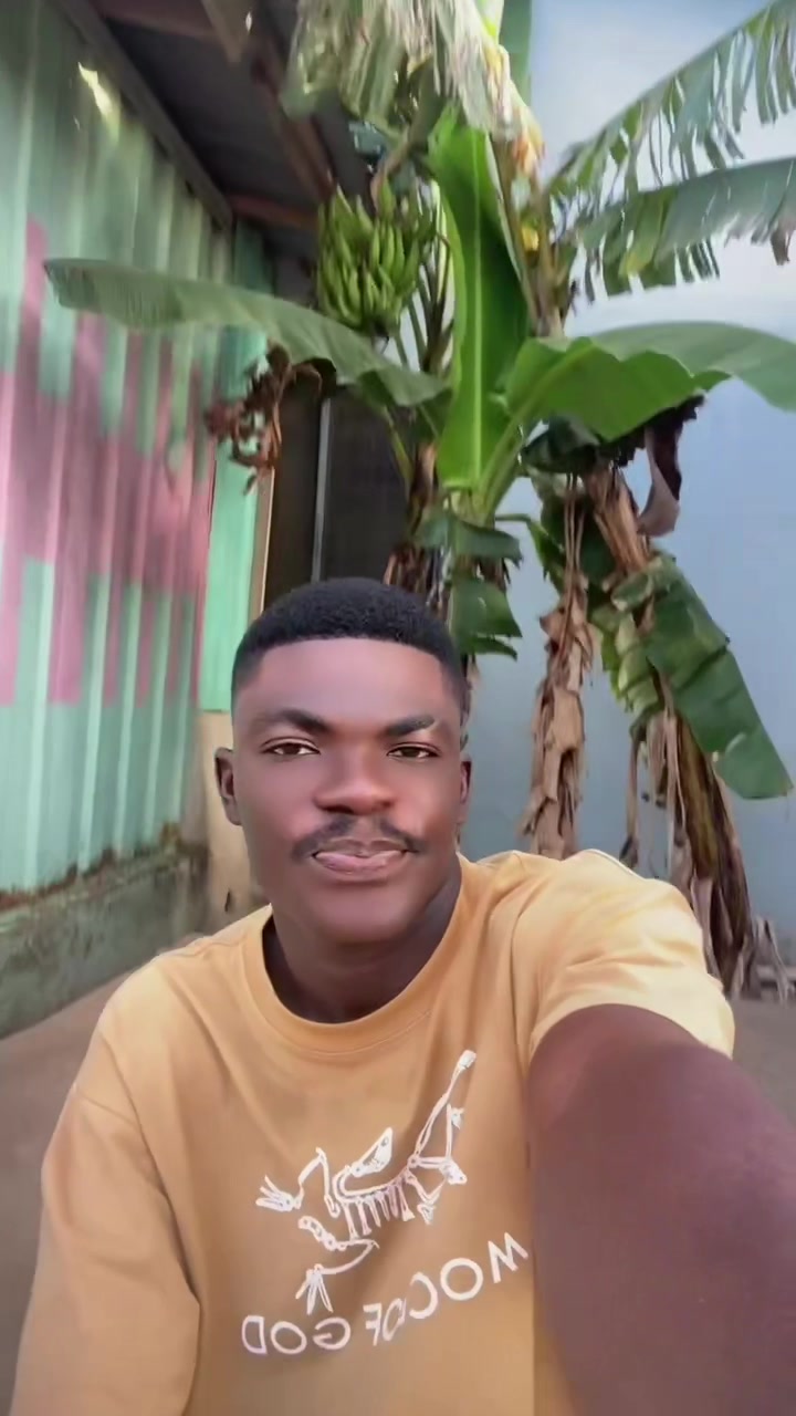 @KÄŁÝ🇬🇭👮🏻♂️🧸