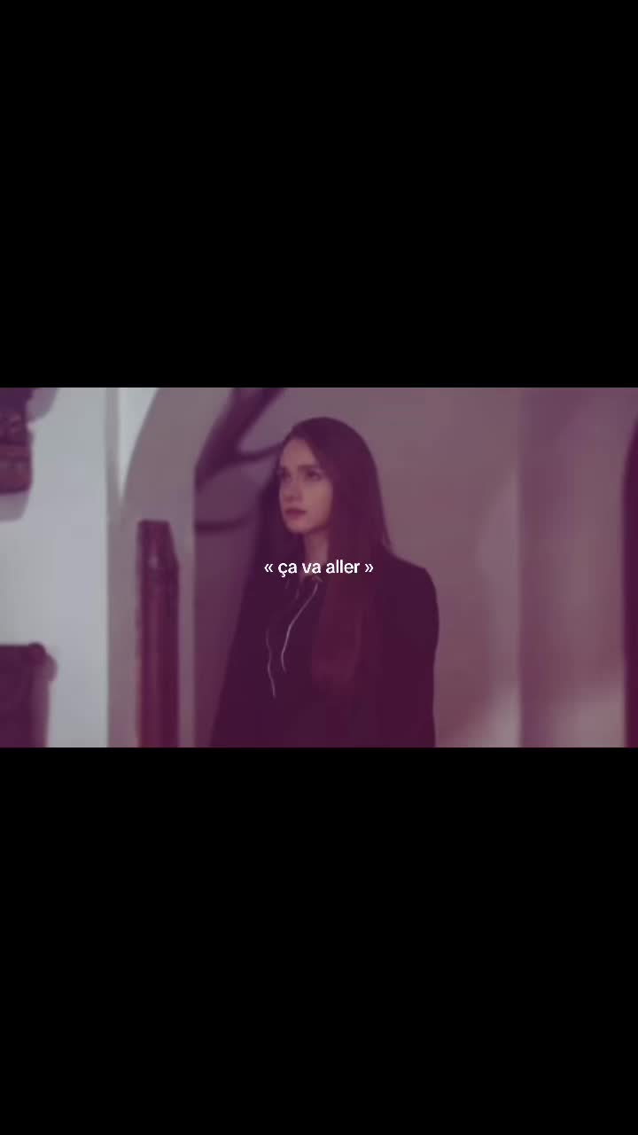 @𝐌