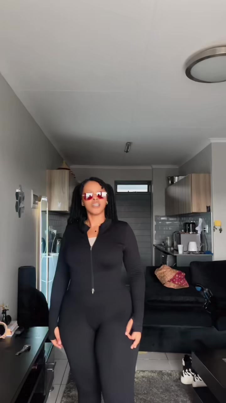 @Nthabi_Sings