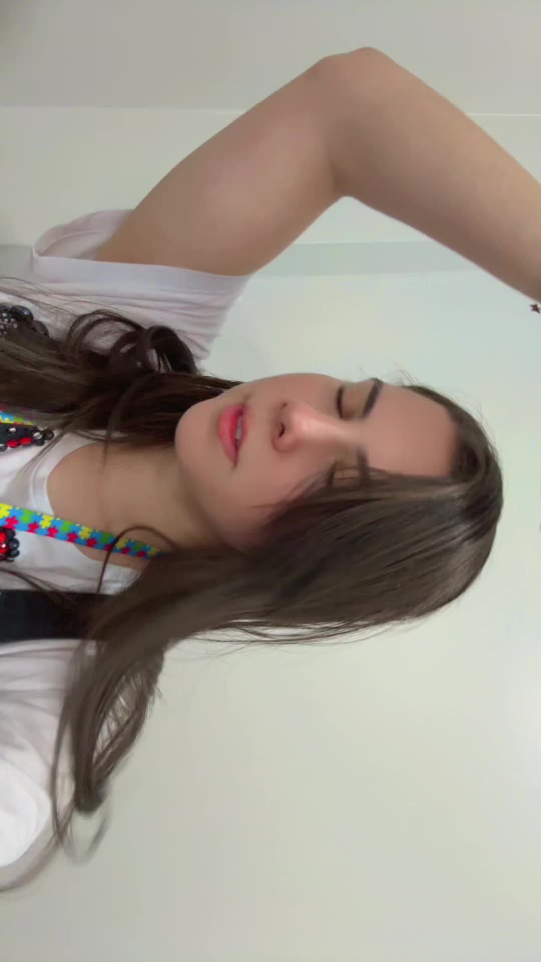 @Nana