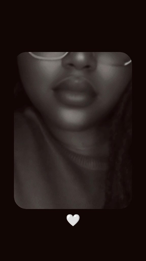 @Sherry Noir 🖤♡