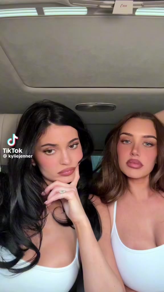 @kylie_kristen_1097