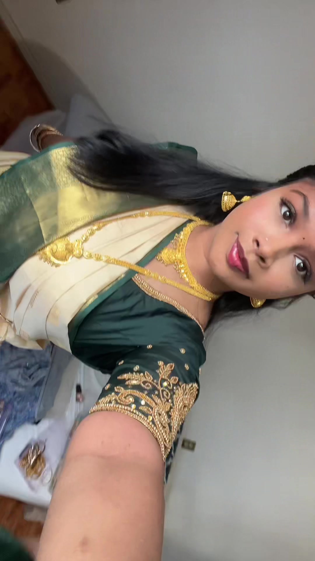 @Nivashiniii 💕