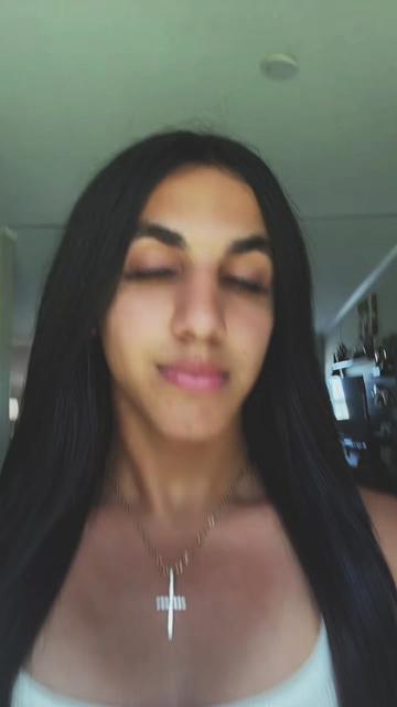 @Alex👸🏻