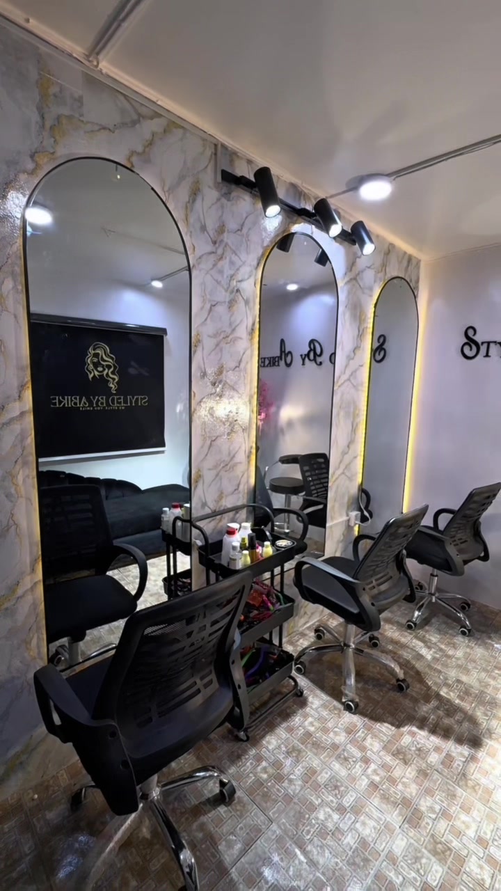 @Hairstylist in adigbe Abeokuta