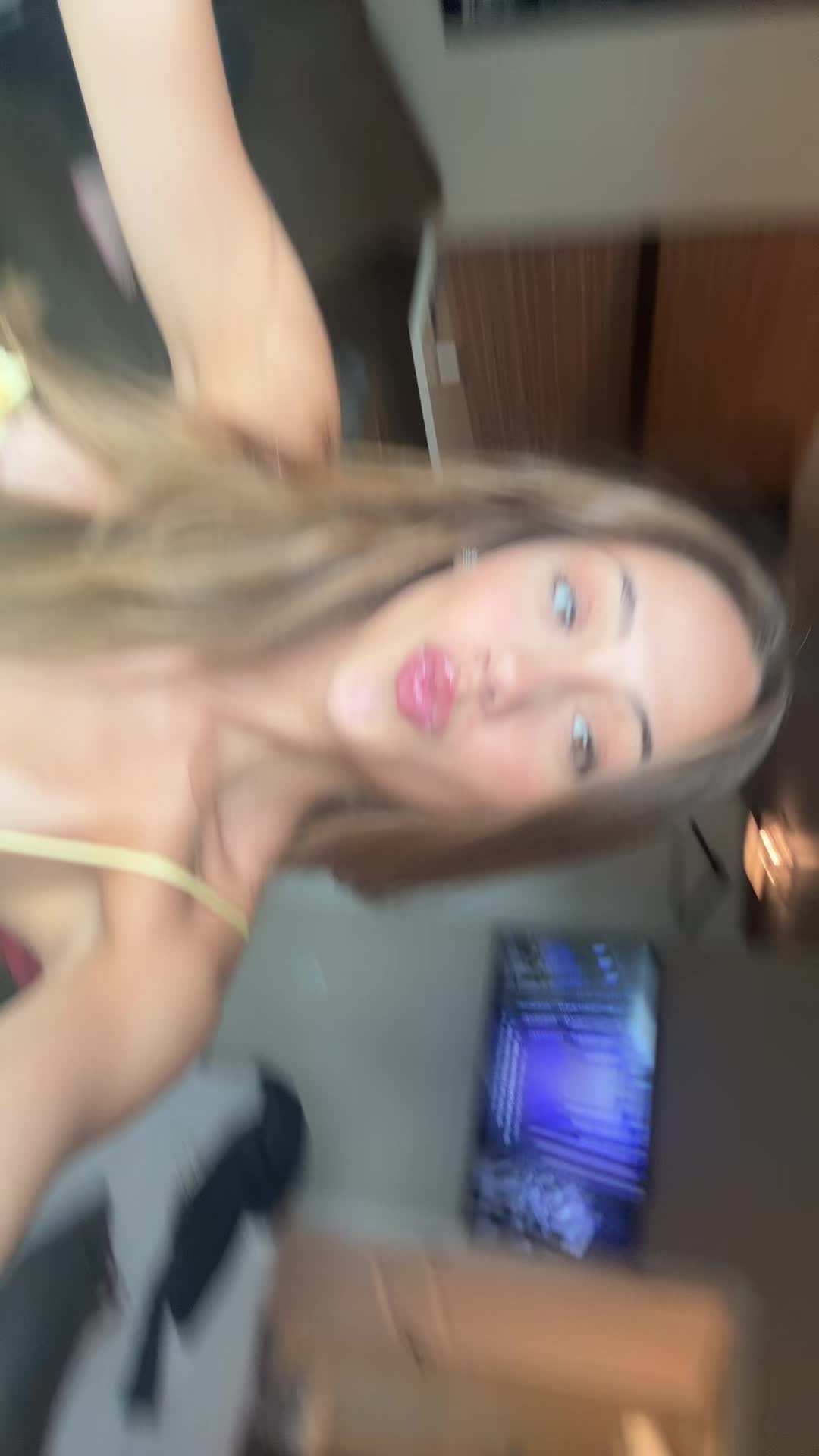 @Sofiaamaro