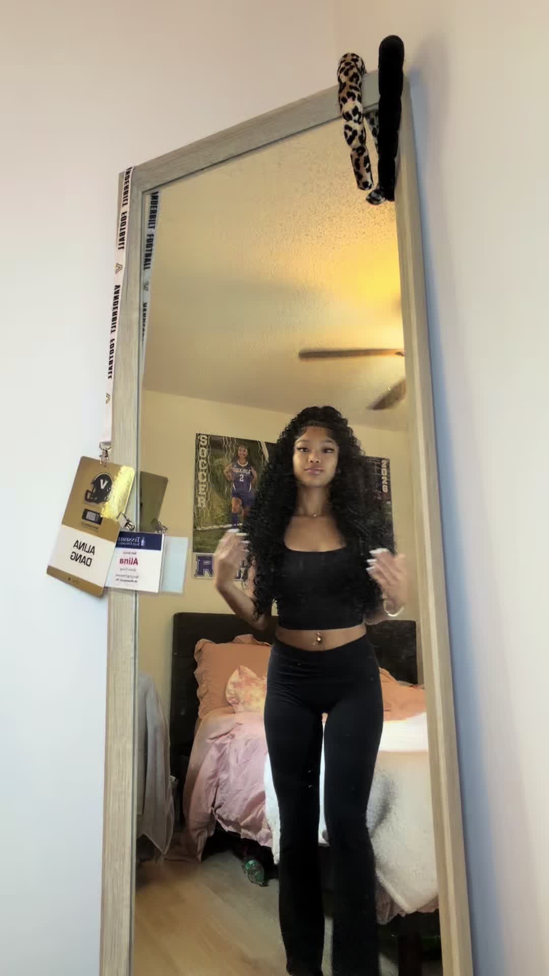 @lina2fyee_