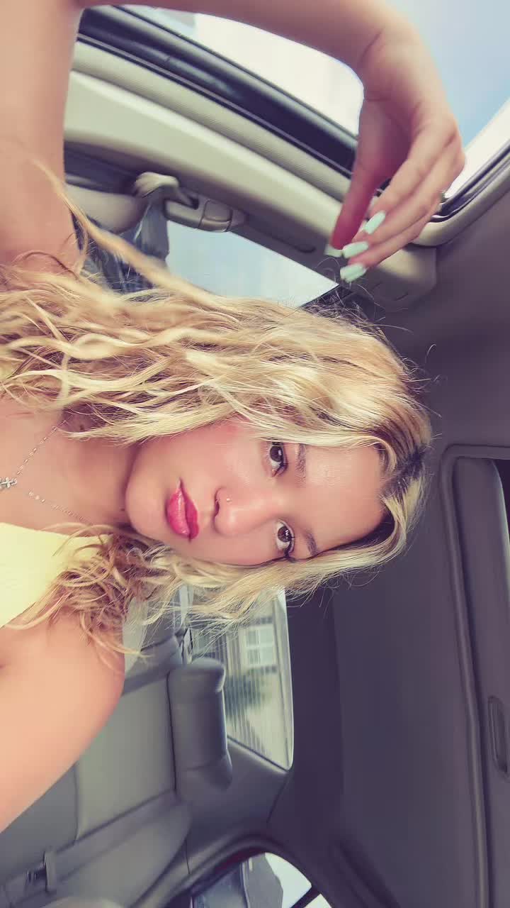 @sariahfuckingflowers
