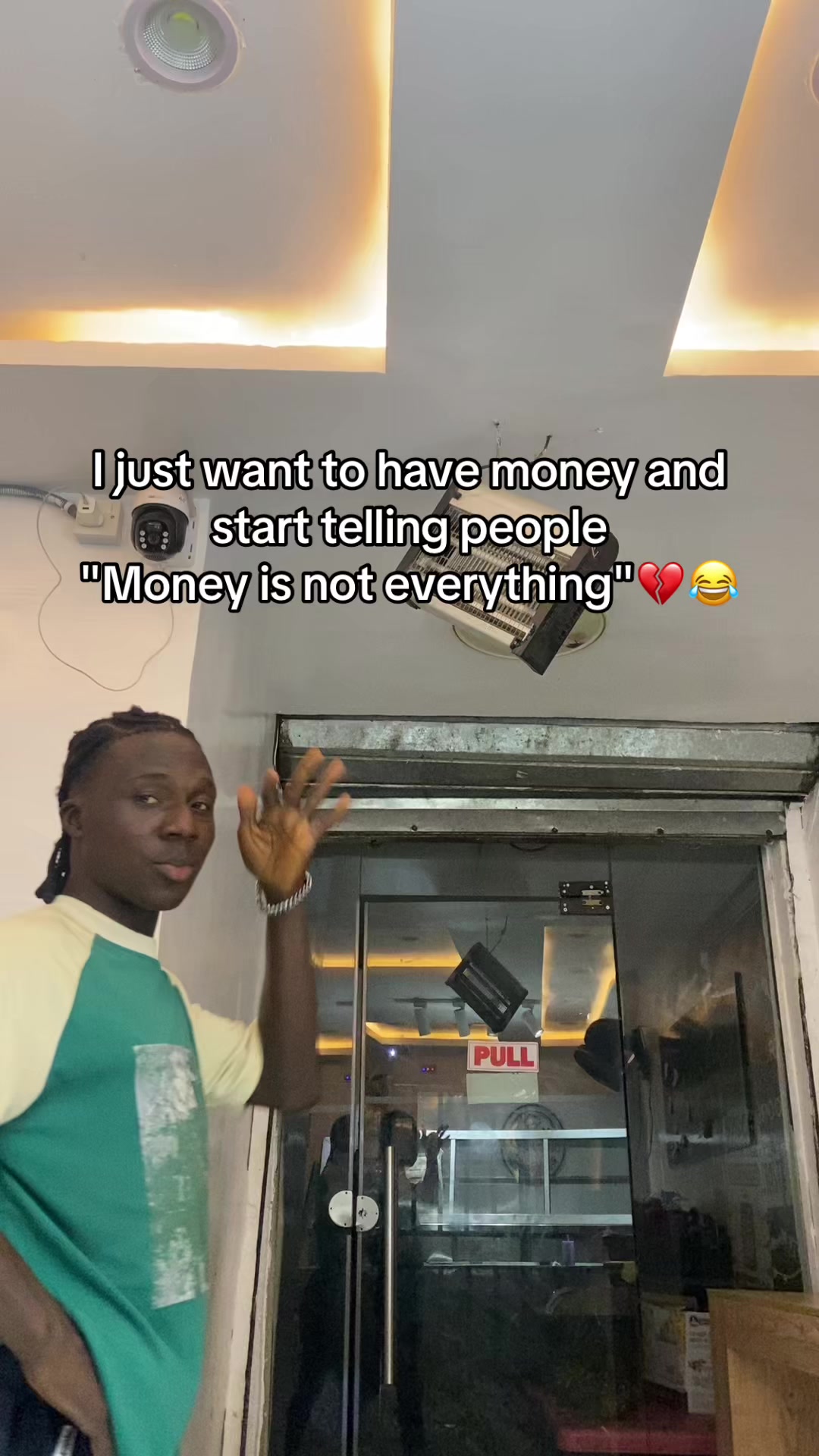 @Ayomide💔💐