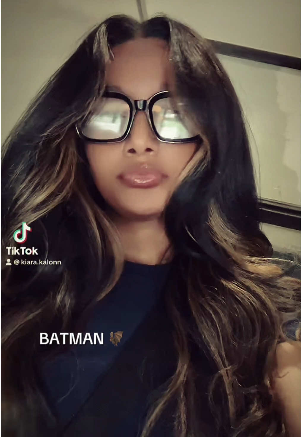 @kiarakalonn