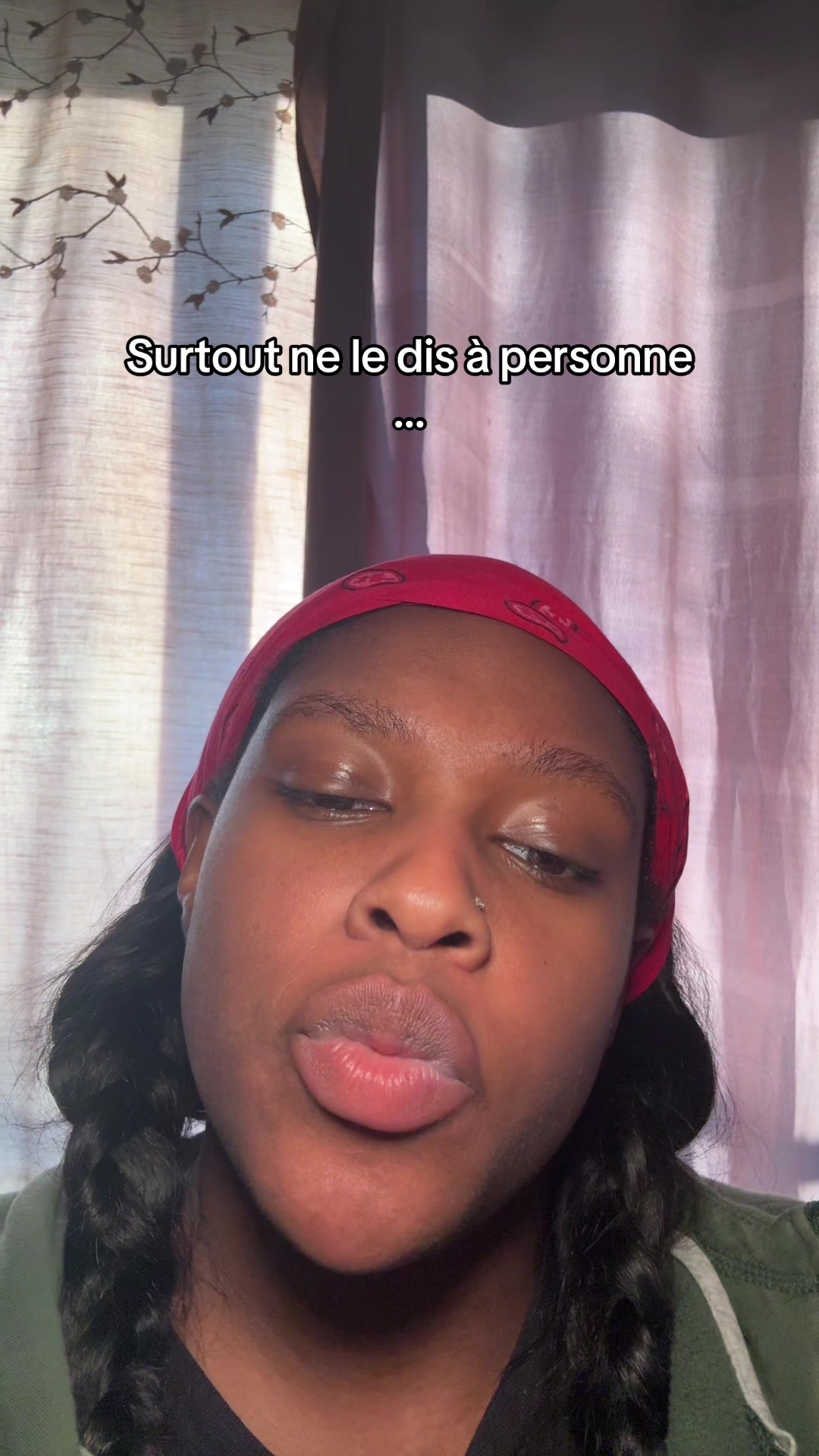 @🧑🏿‍🦱👧🏾