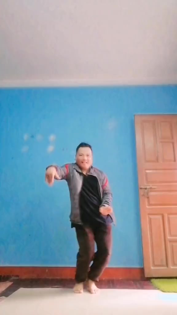 @सुशील तामाङ ( Dancer )