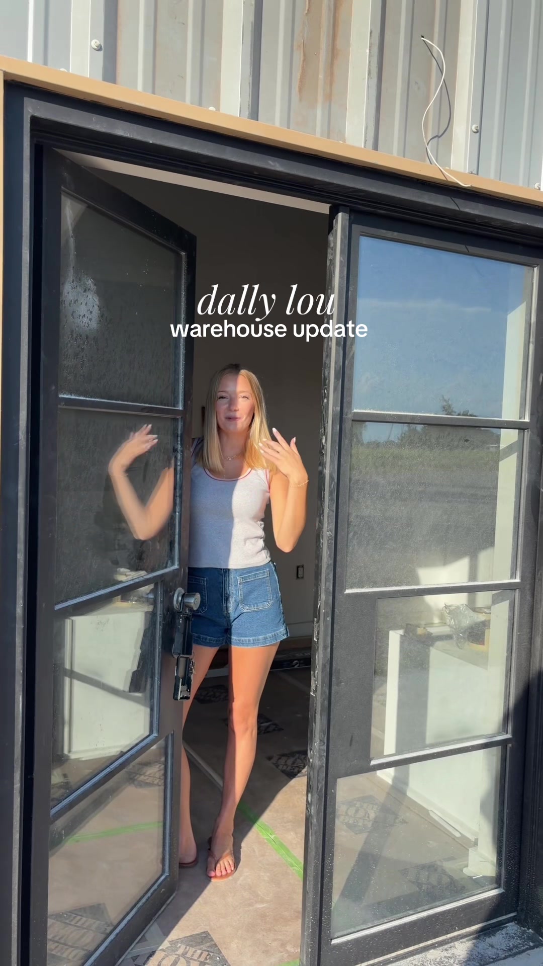 @SHOP DALLY LOU