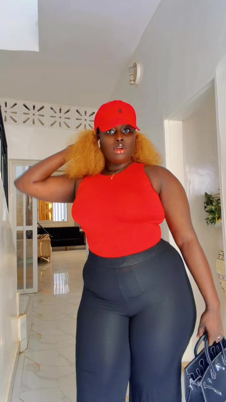 @Bbmita saliou linternational🥳