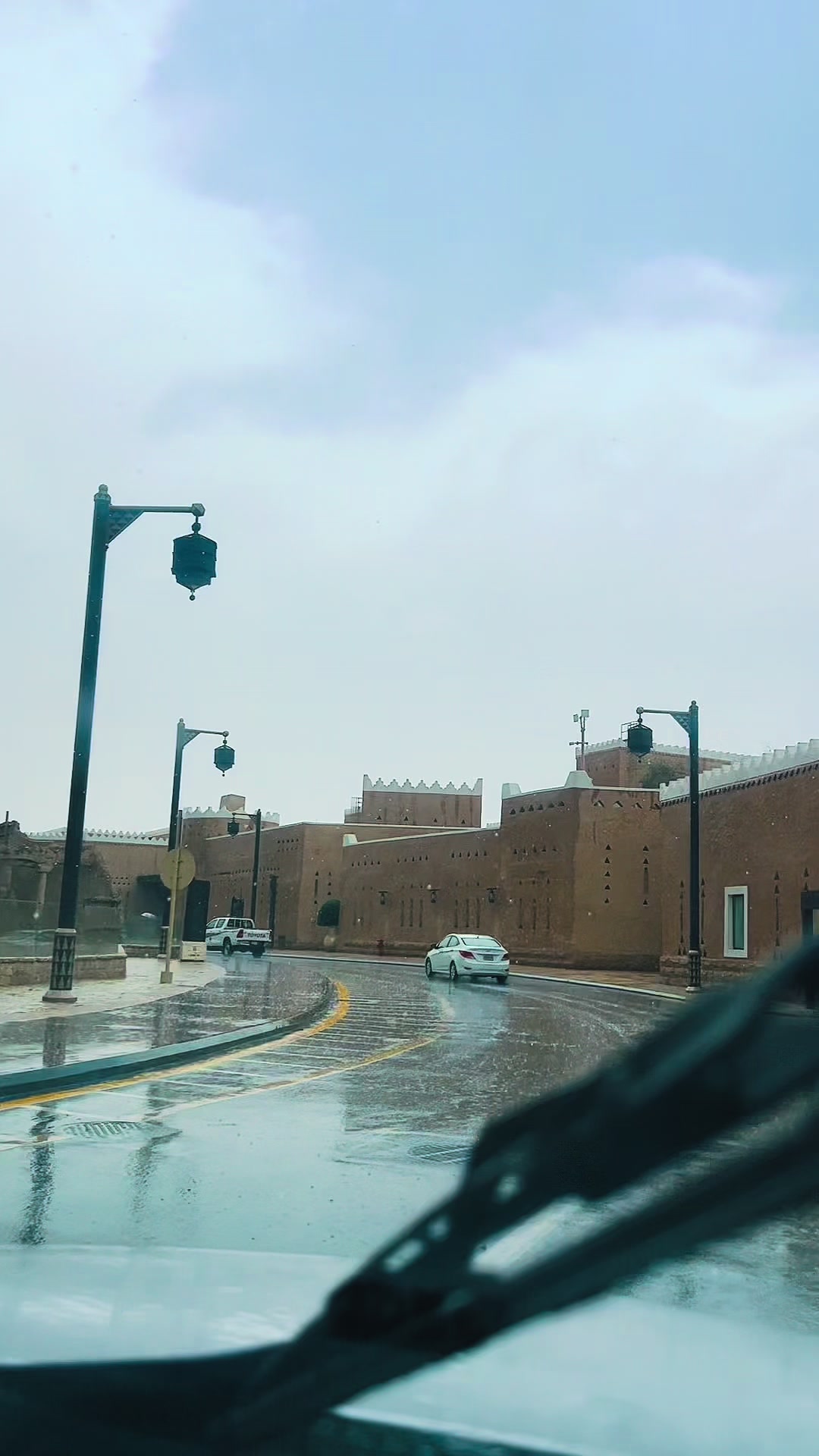 @𝐌𝐫_𝐉𝐚𝐧𝐣𝐮𝐚_𝟒𝟐𝟔