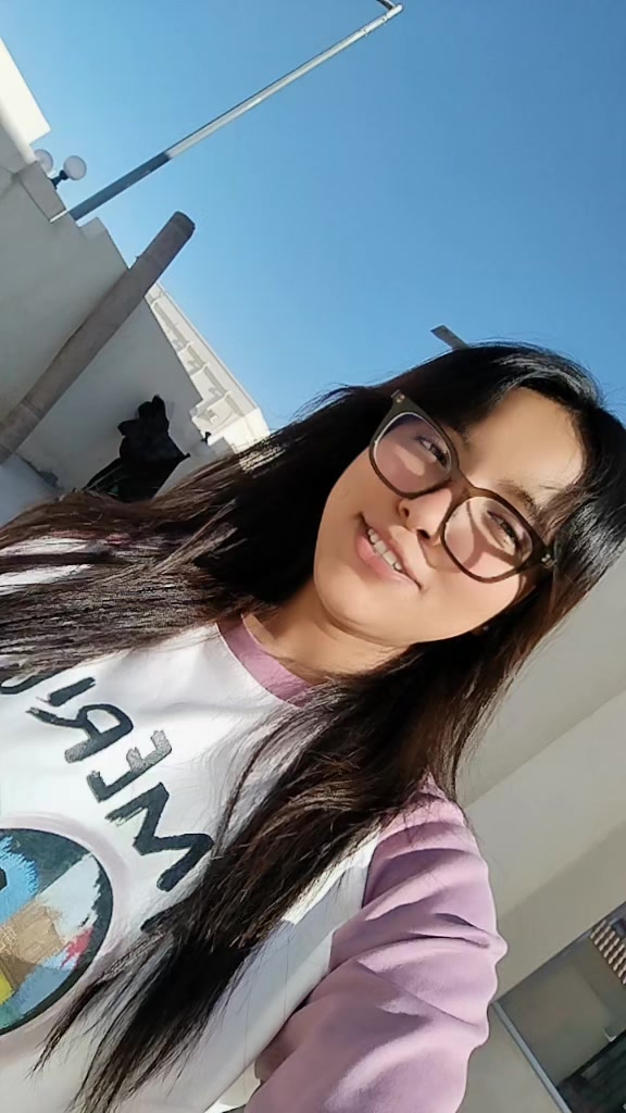 @रिna bishwakarma❣️🤗