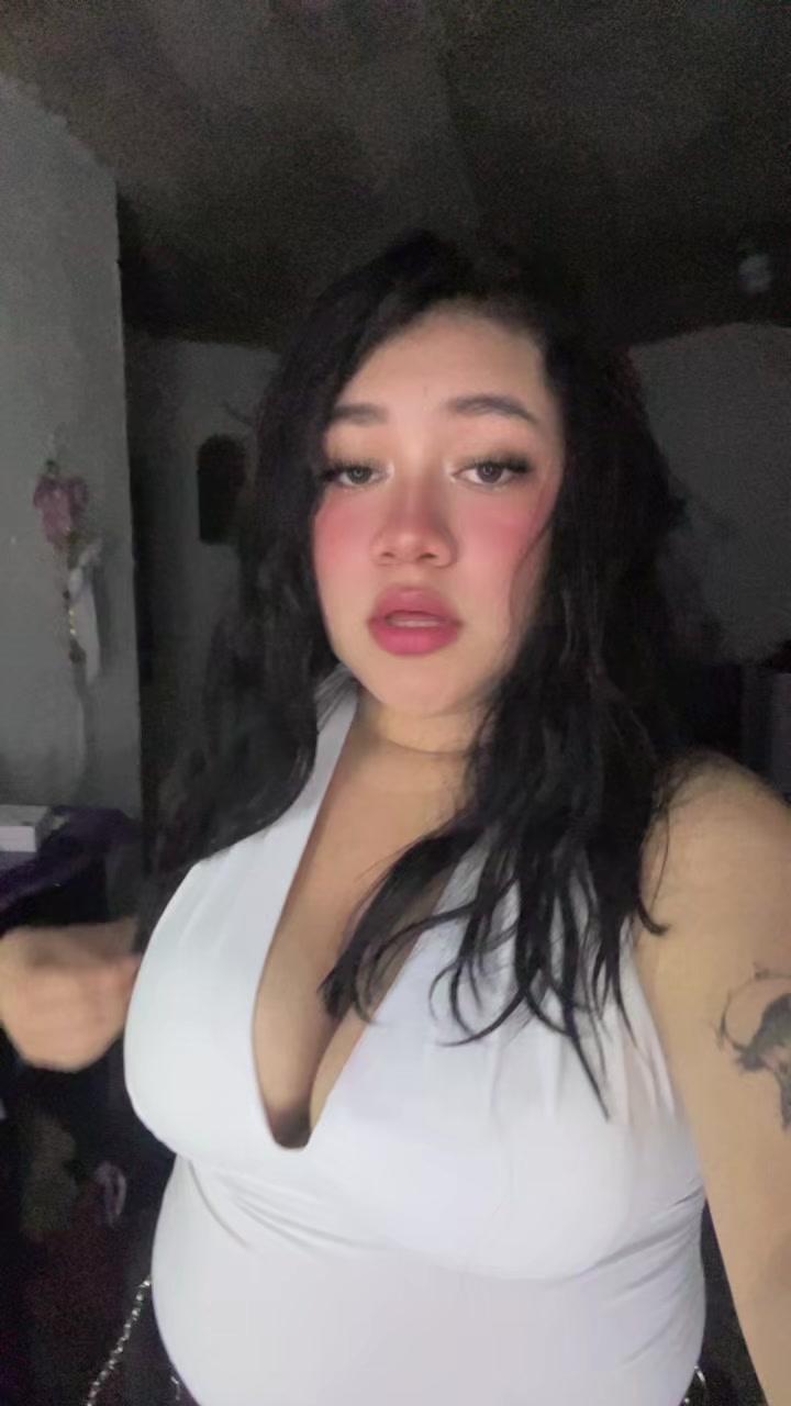 @Anye carolina 🌸