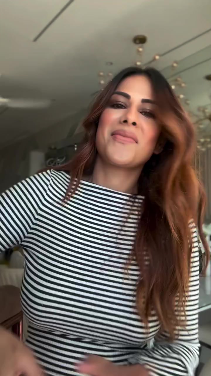 @nia Sharma