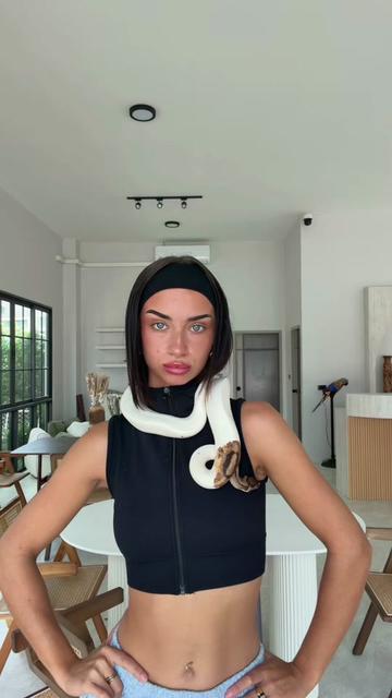 @melinecrn 👑